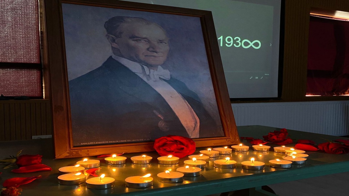 10 Kasım'da Ulu Önder Gazi Mustafa Kemal ATATÜRK'ü Saygı ve Rahmetle Anıyoruz.